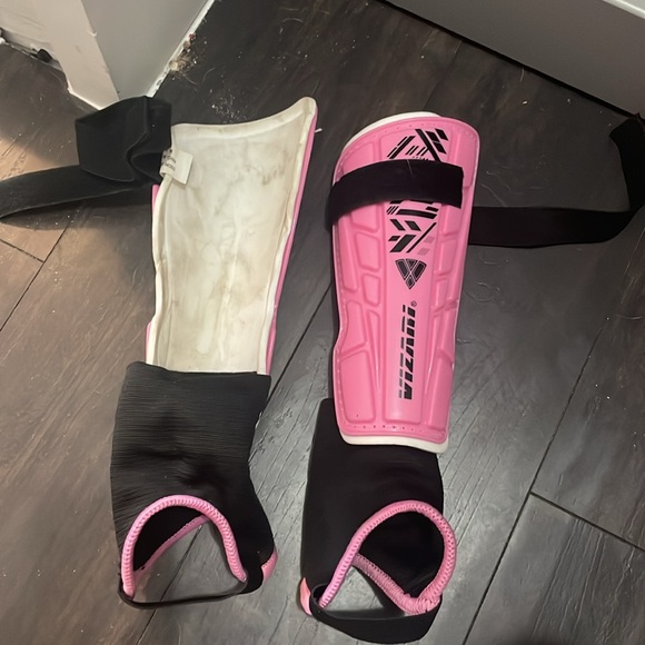 soccer shin covers (USED!) - Picture 3 of 3